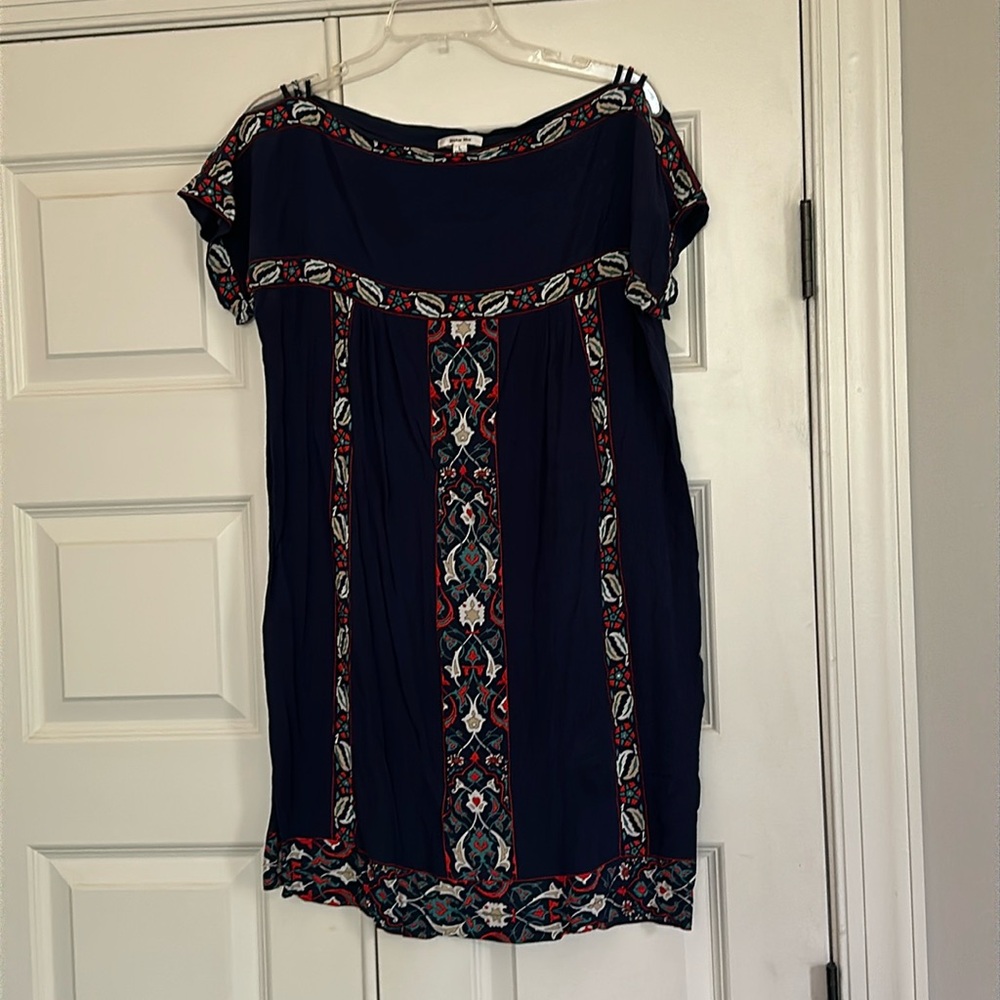 Sophie Max navy dress with shoulder cutout detail. Size large.